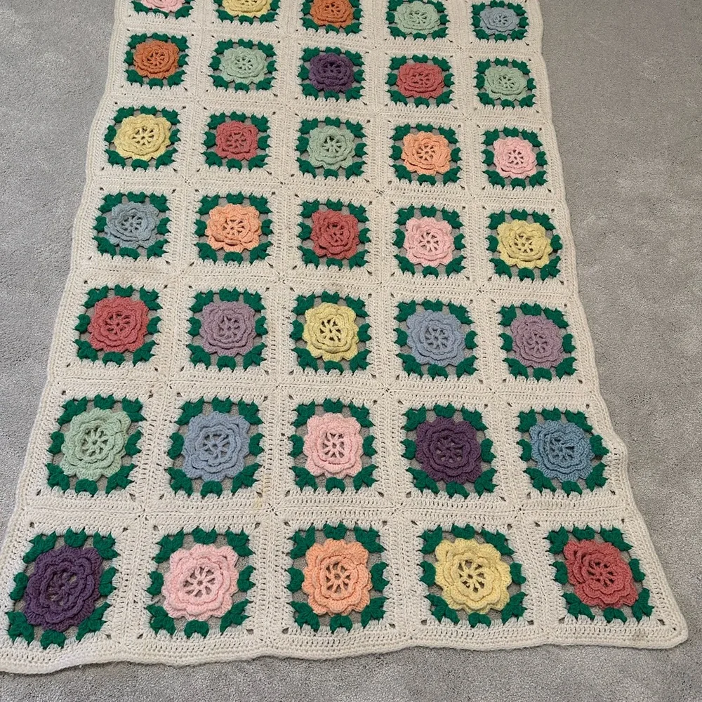 Vintage Handmade Crochet Rose Throw